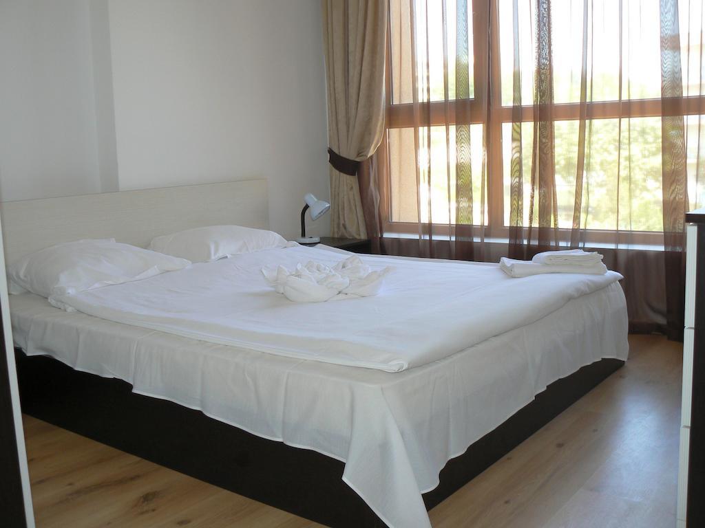 Cabacum Beach Private Apartaments Aranyhomok Szoba fotó